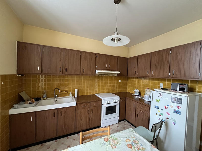 Maison - 142 m² - 9 pièces