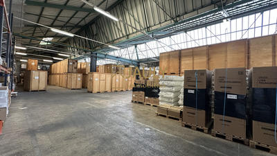 Entrepôt - 2 500 m²
