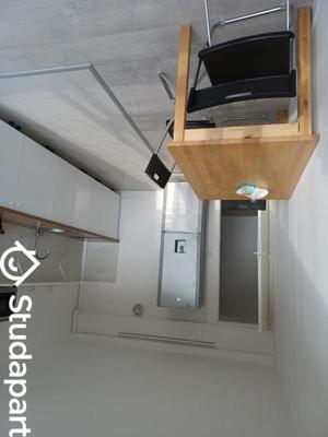 Chambre - 9 m² - 1 pièce