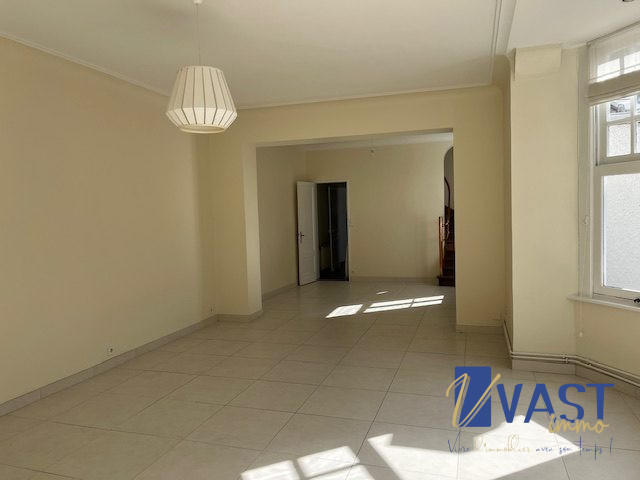 Maison ancienne - 121 m² - 4 pièces