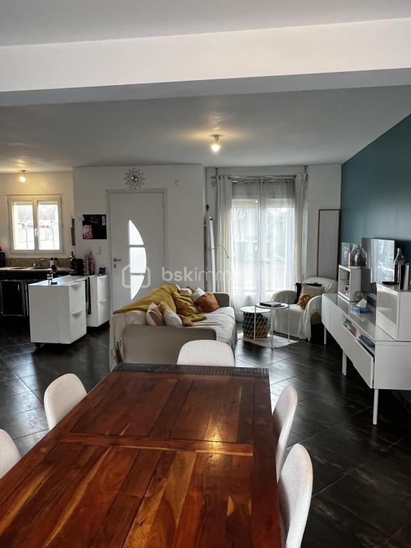 Maison - 90 m² - 4 pièces