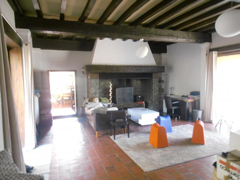 Maison - 240 m² - 10 pièces