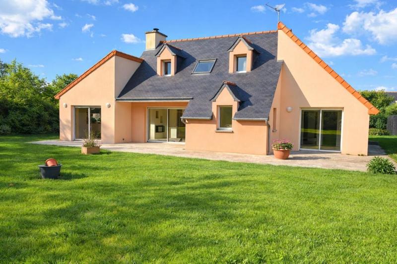 Maison - 152 m² - 7 pièces