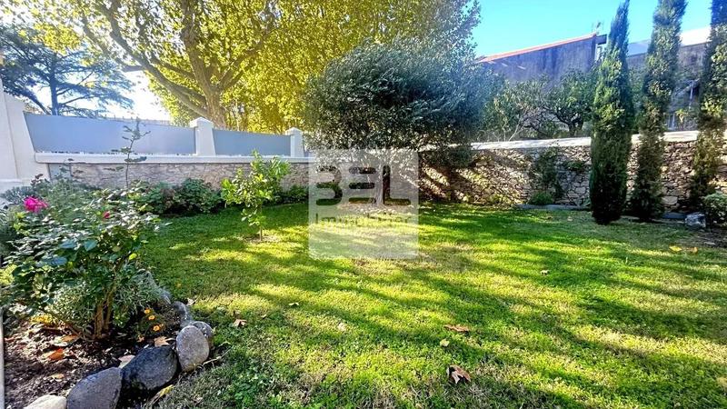 Maison - 188 m² - 7 pièces