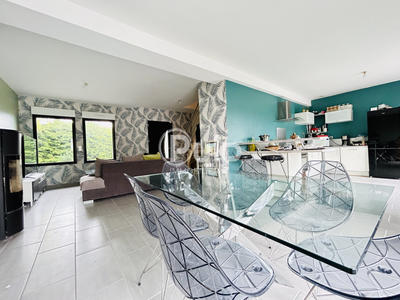 Maison - 125 m² - 6 pièces