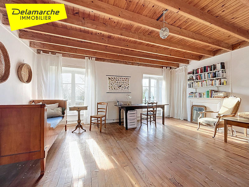 Maison - 160 m² - 5 pièces