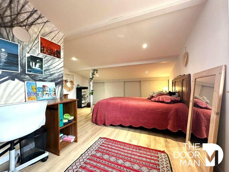 Maison - 190 m² - 6 pièces