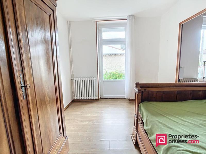 Maison - 99 m² - 5 pièces