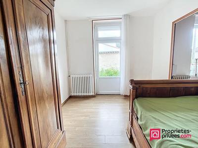 Maison - 99 m² - 5 pièces