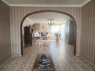 Maison - 123 m² - 7 pièces