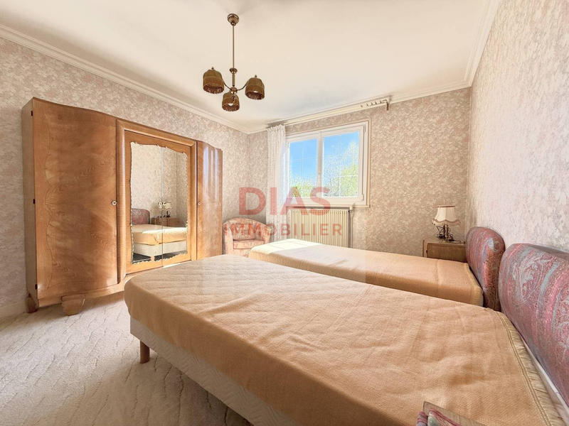 Maison - 140 m² - 2 pièces