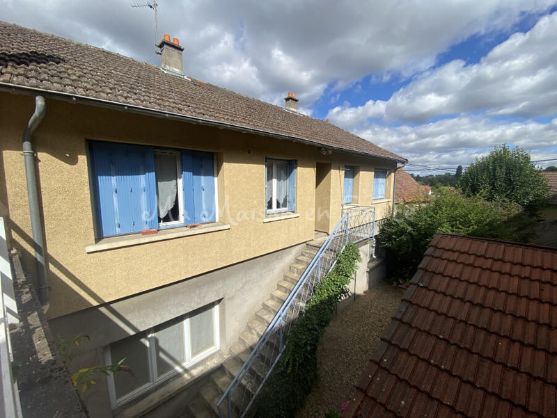 Immeuble - 200 m² - 12 pièces