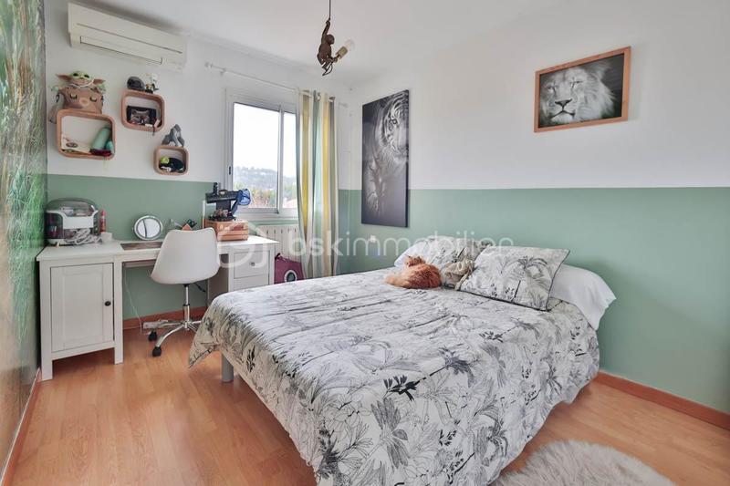 Maison - 157 m² - 5 pièces