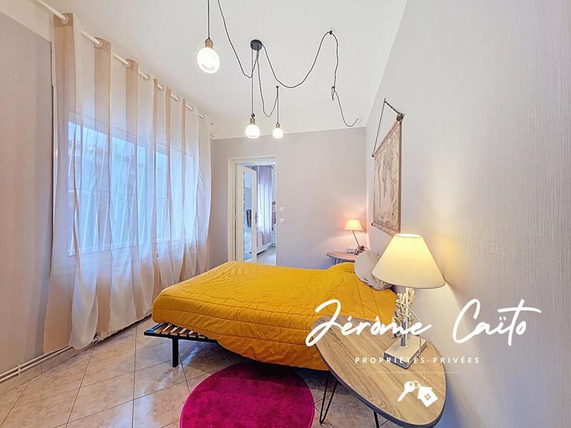 Maison - 162 m² - 7 pièces