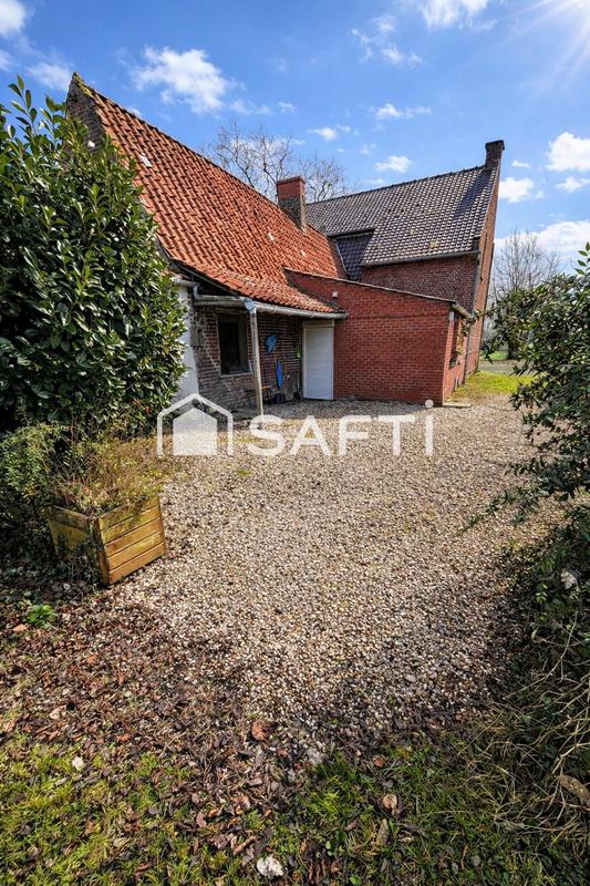 Maison - 252 m² - 10 pièces