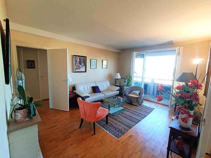 Appartement - 85 m² - 4 pièces