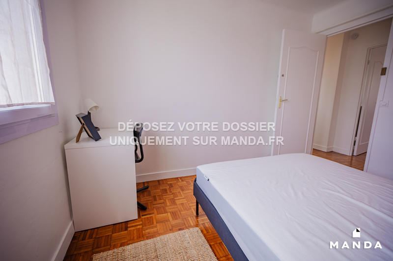 Chambre - 13 m² - 4 pièces