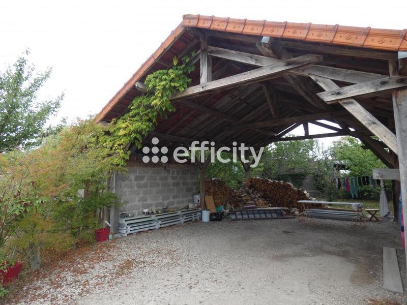 Maison - 230 m² - 8 pièces