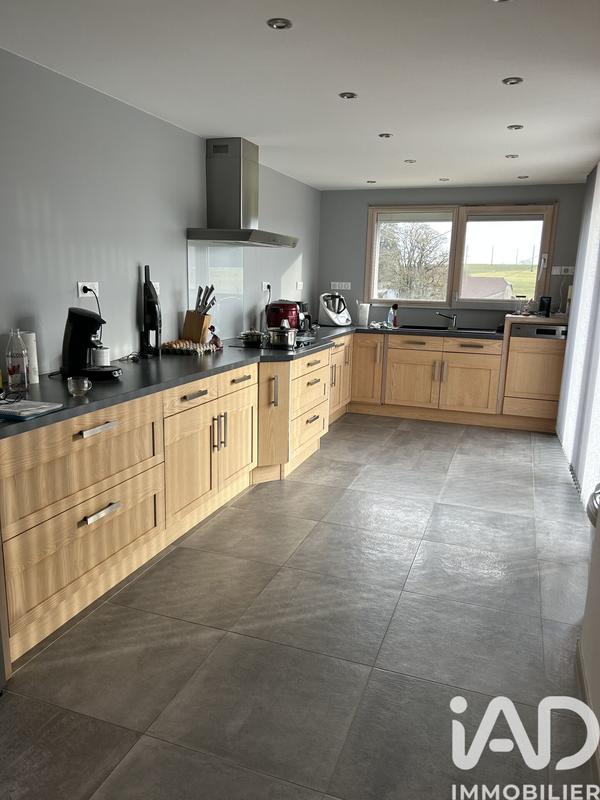 Maison de village - 260 m² - 7 pièces