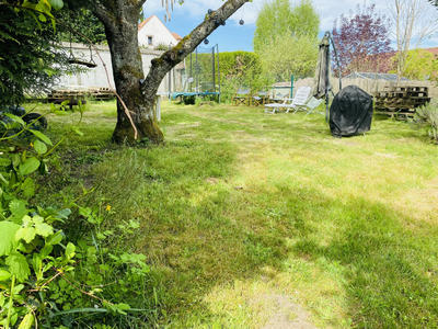 Maison - 90 m² - 5 pièces