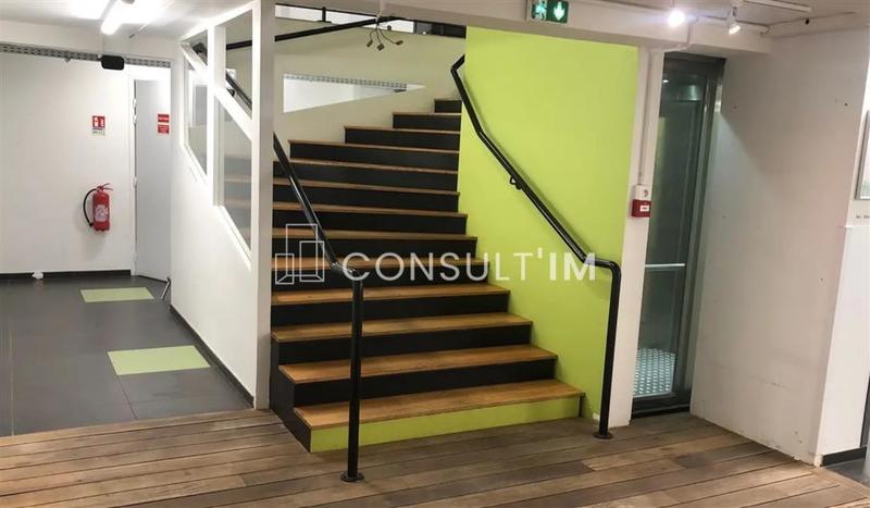 Local commercial - 327 m²