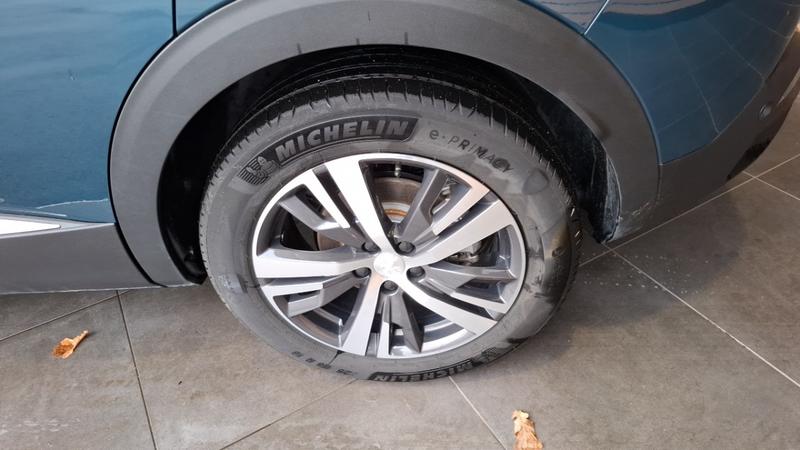 Peugeot 3008 II 1.6 Hybrid 180 E-Eat8 Allure Pack