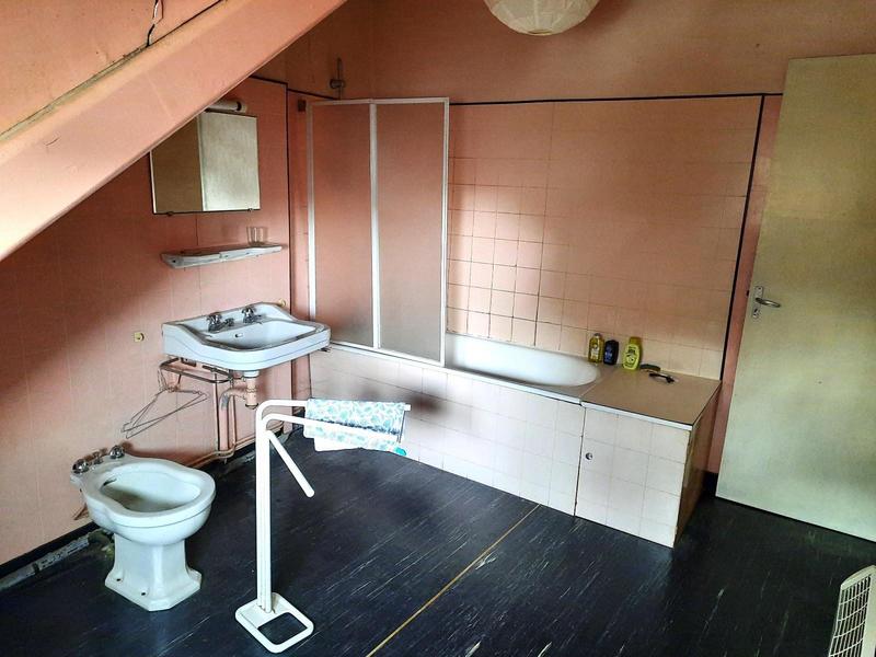 Maison - 199 m² - 8 pièces