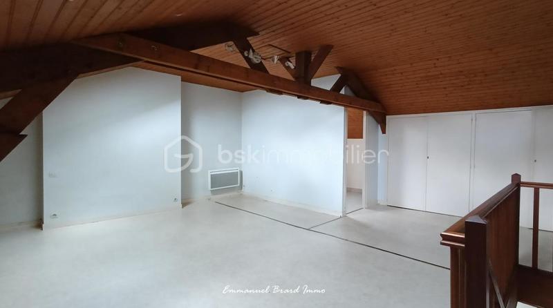 Immeuble - 213 m² - 9 pièces