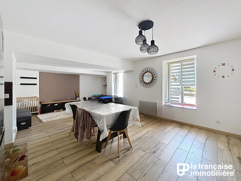 Maison - 150 m² - 4 pièces