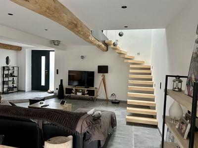 Maison traditionnelle - 164 m² - 6 pièces