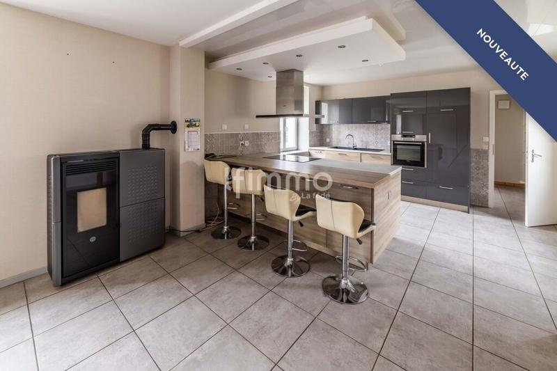 Corps de ferme - 250 m² - 11 pièces