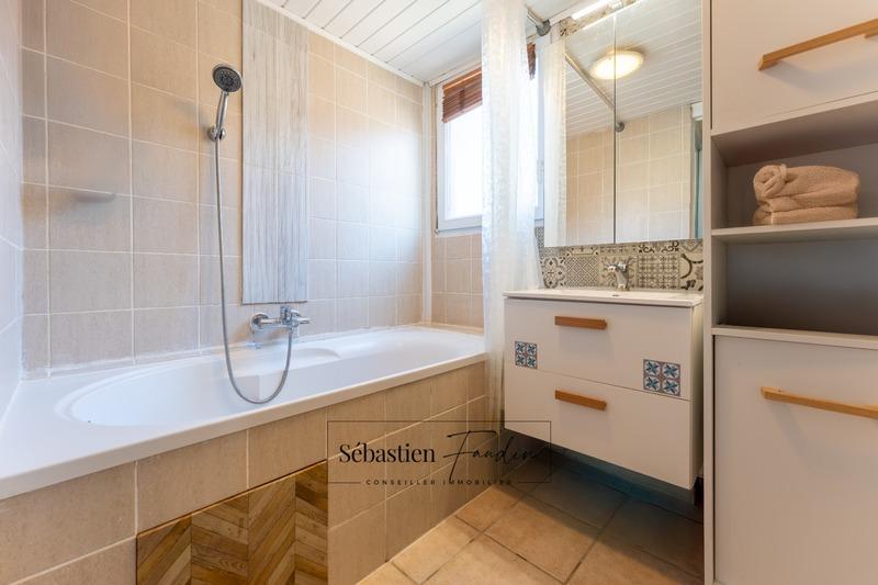 Châlet - 80 m² - 4 pièces