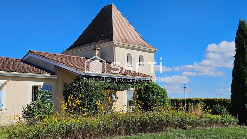 Maison - 110 m² - 5 pièces