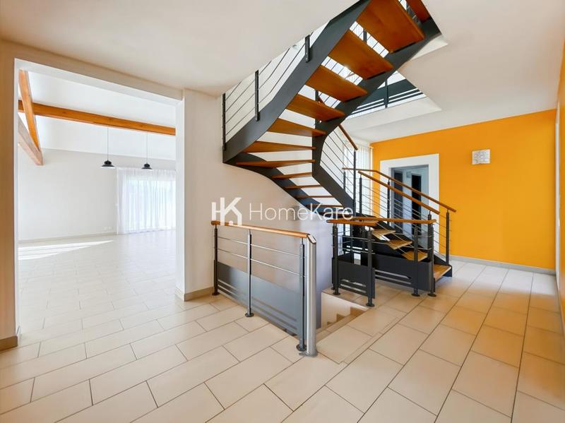 Villa - 230 m² - 7 pièces
