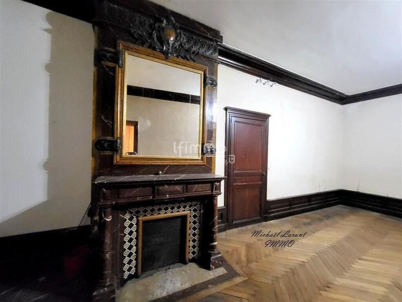 Maison - 396 m² - 14 pièces