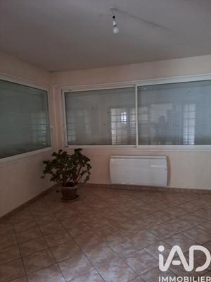 Maison - 188 m² - 9 pièces