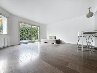 Maison - 180 m² - 8 pièces