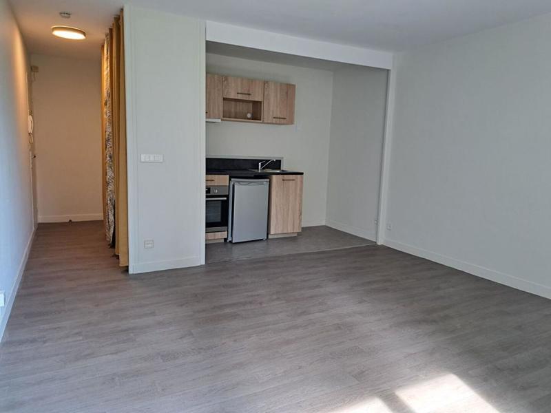 Studio - 30 m² - 2 pièces