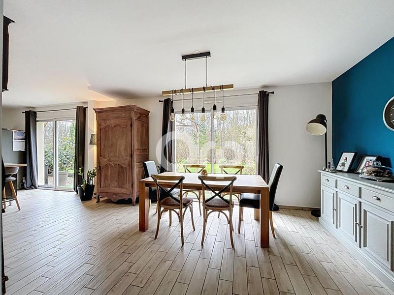 Maison - 159 m² - 7 pièces