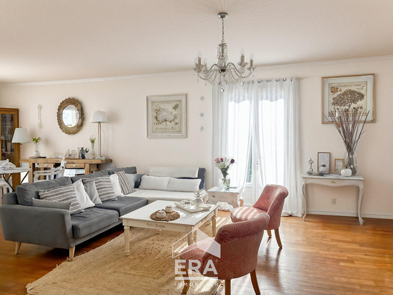 Maison - 123 m² - 4 pièces