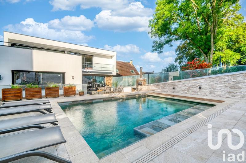 Maison de maîtres - 205 m² - 7 pièces