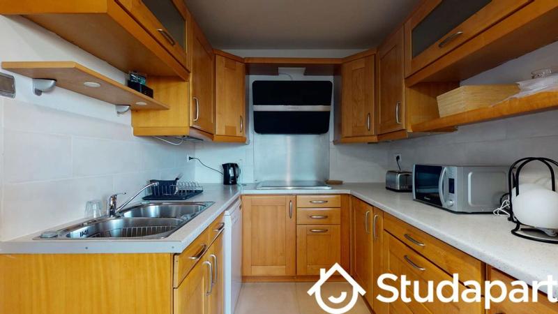 Chambre - 9 m² - 1 pièce