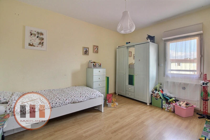 Appartement - 128 m² - 5 pièces