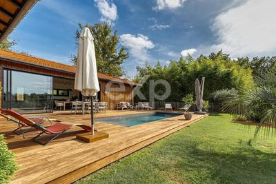 Maison - 130 m² - 5 pièces