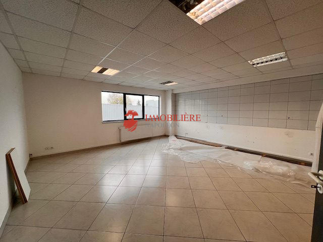 Local commercial - 109 m²
