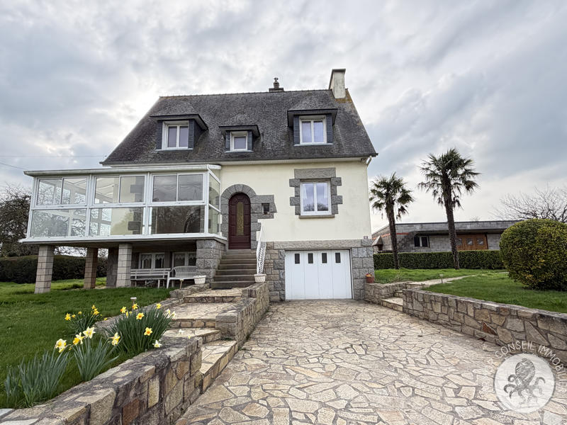 Maison - 130 m² - 6 pièces