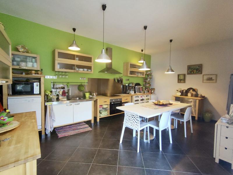 Maison - 187 m² - 6 pièces