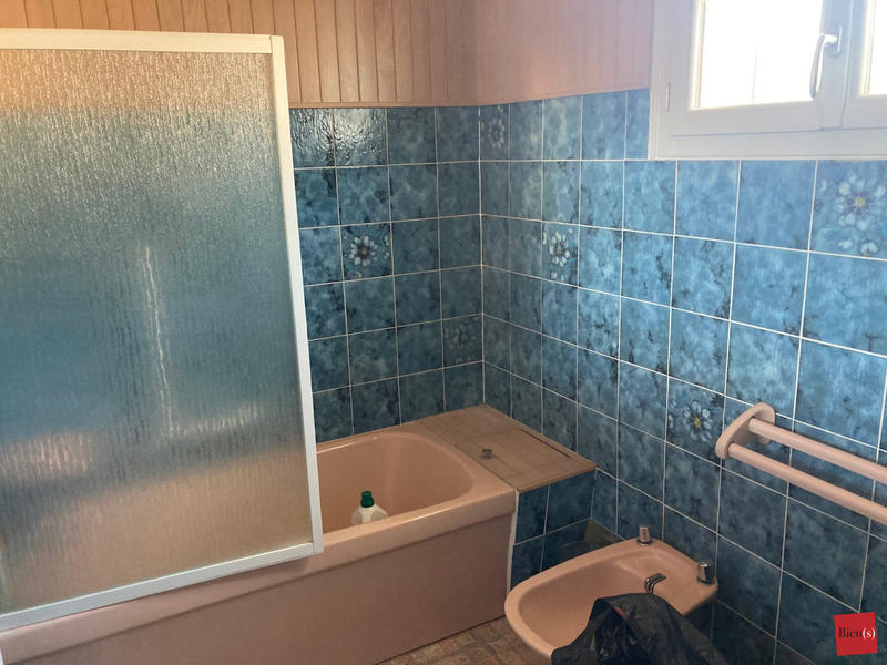 Maison - 102 m² - 7 pièces