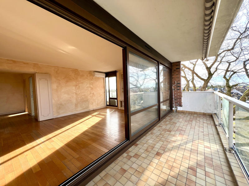 Appartement - 108 m² - 5 pièces