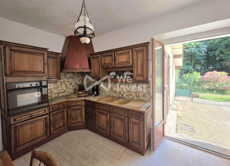 Maison - 180 m² - 6 pièces